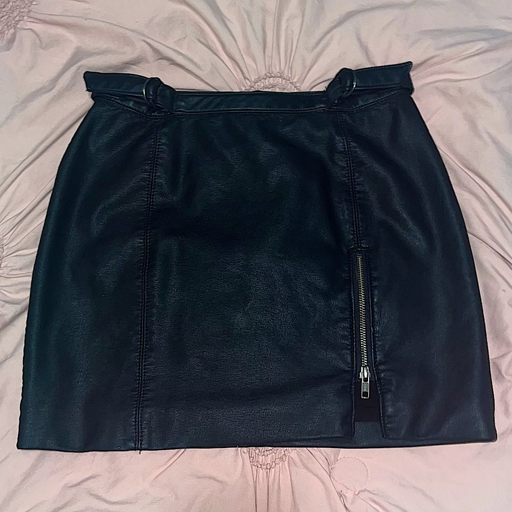 FREE PEOPLE BLACK LEATHER SKIRT!!!